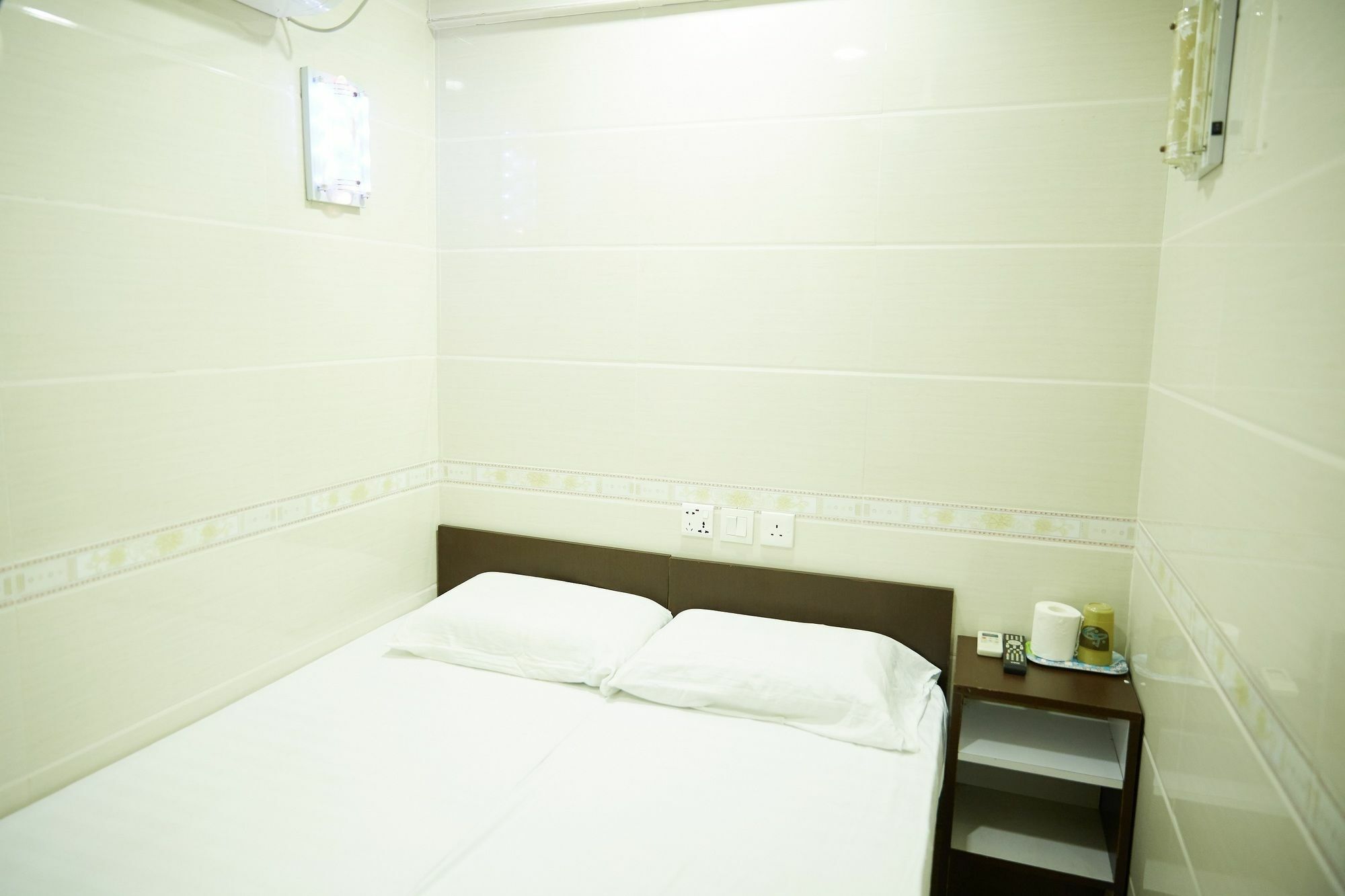Hung Kiu Guest House Хонконг Екстериор снимка