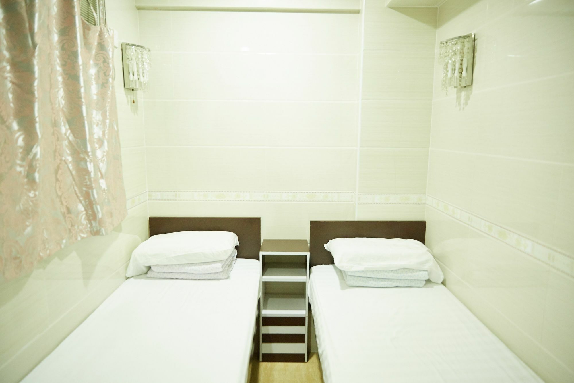 Hung Kiu Guest House Хонконг Екстериор снимка
