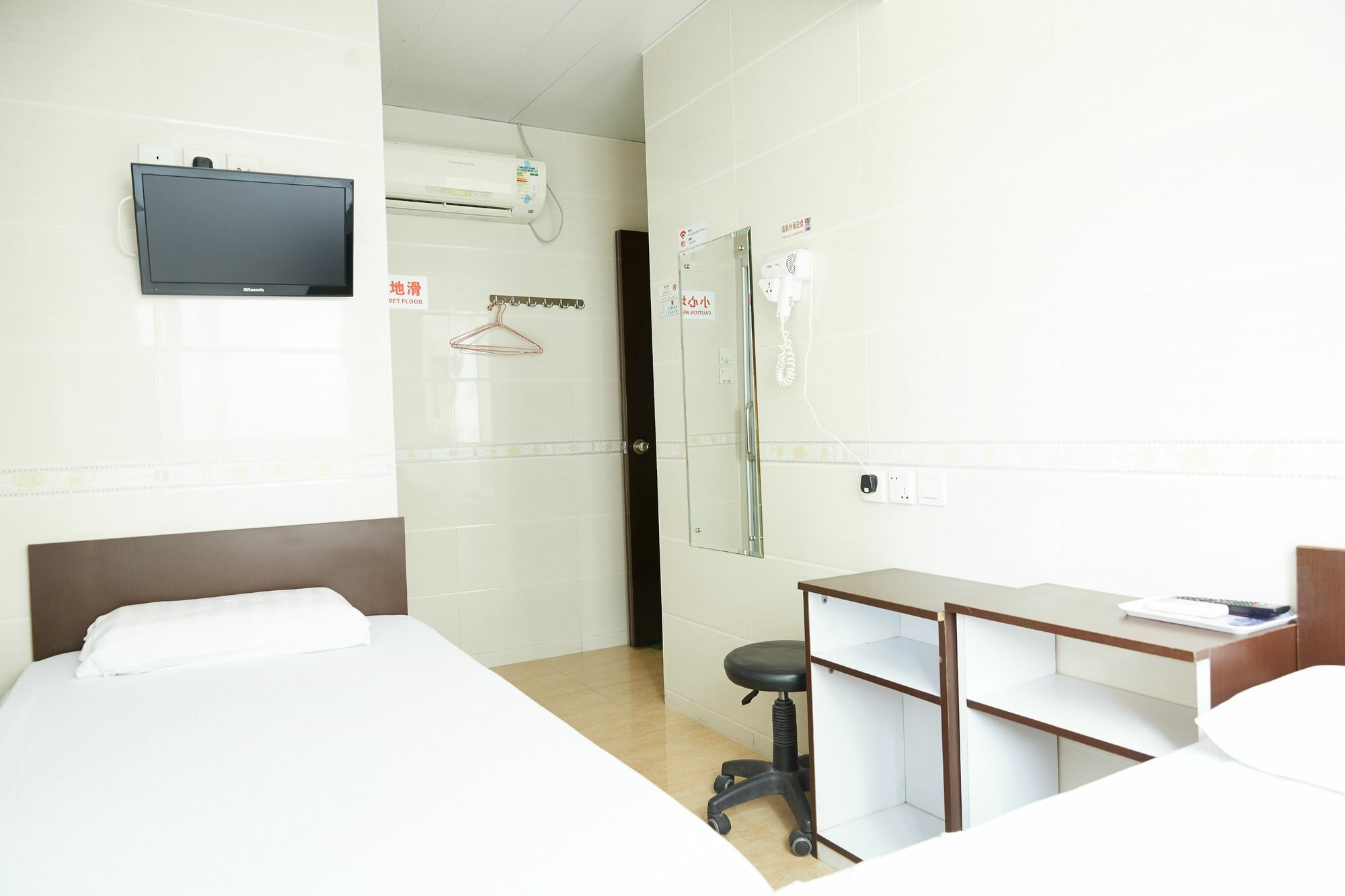 Hung Kiu Guest House Хонконг Екстериор снимка